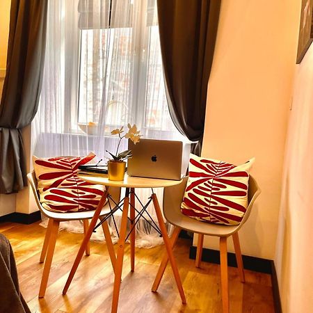 Amazing 1 Room Condo Warszawa Center, Sauna Exteriör bild